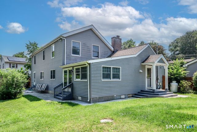 207 Stadley Rough Road, Danbury, CT 06811