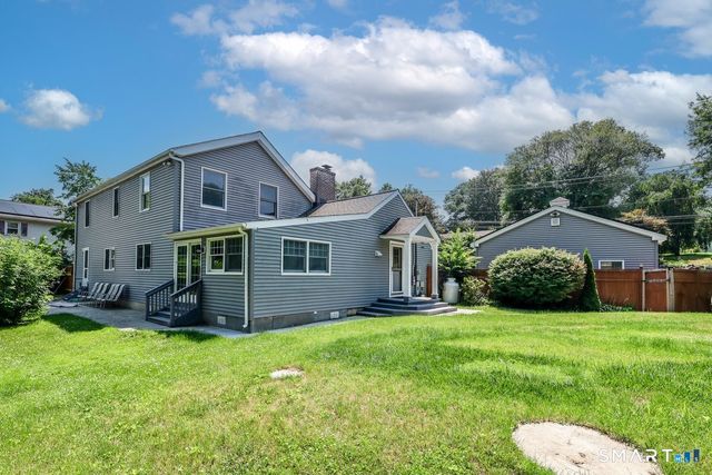 207 Stadley Rough Road, Danbury, CT 06811