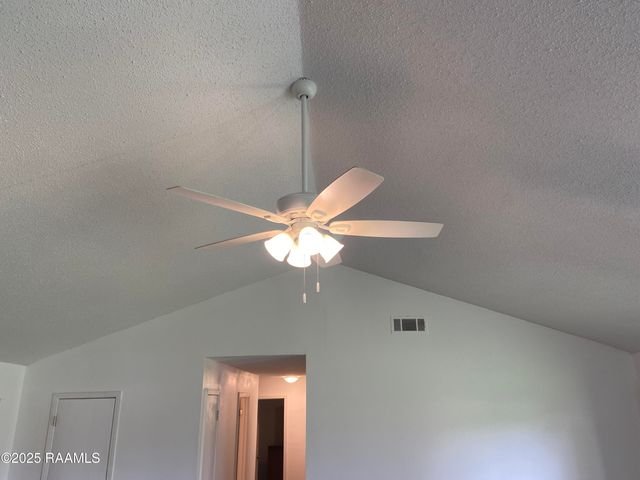 406 Estate Drive, New Iberia, LA 70563