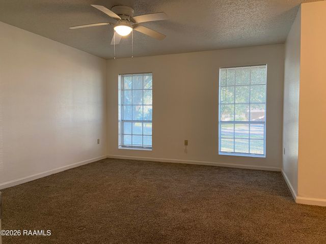 406 Estate Drive, New Iberia, LA 70563