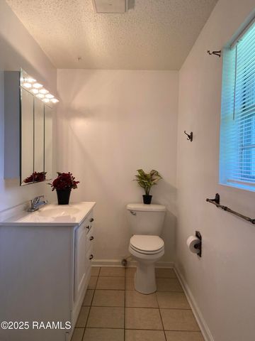 406 Estate Drive, New Iberia, LA 70563