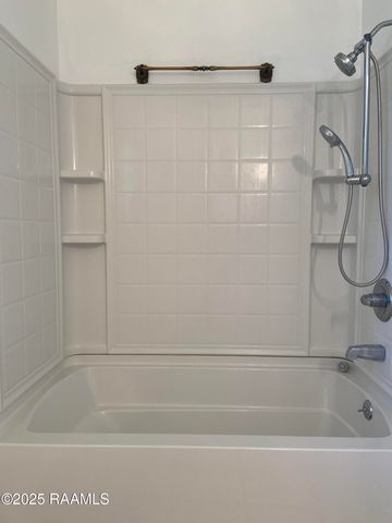 406 Estate Drive, New Iberia, LA 70563