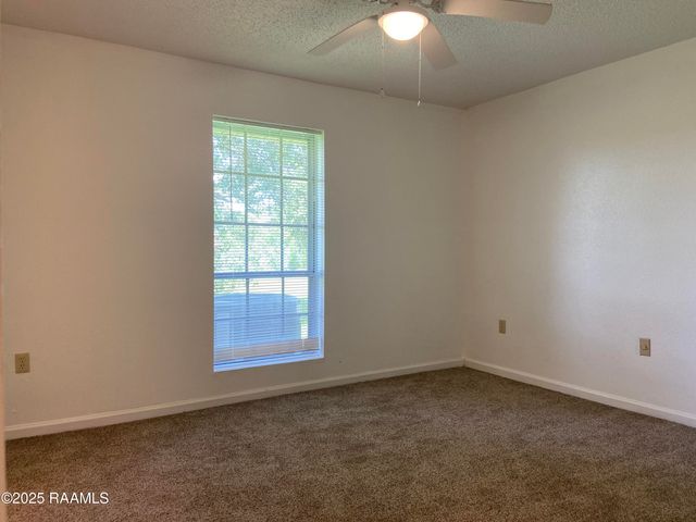 406 Estate Drive, New Iberia, LA 70563