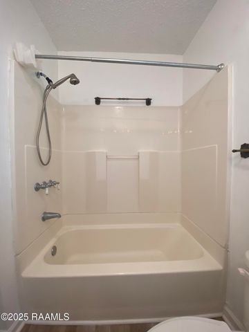 406 Estate Drive, New Iberia, LA 70563