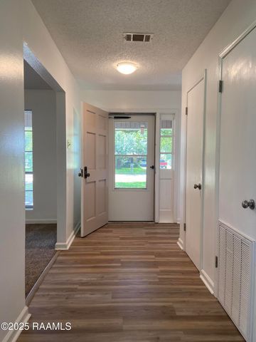 406 Estate Drive, New Iberia, LA 70563