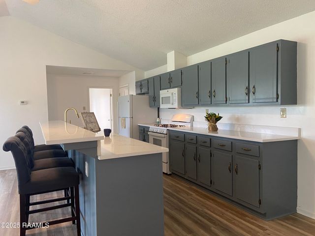 406 Estate Drive, New Iberia, LA 70563