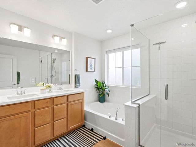 5952 N Liverpool Court, Aurora, CO 80019