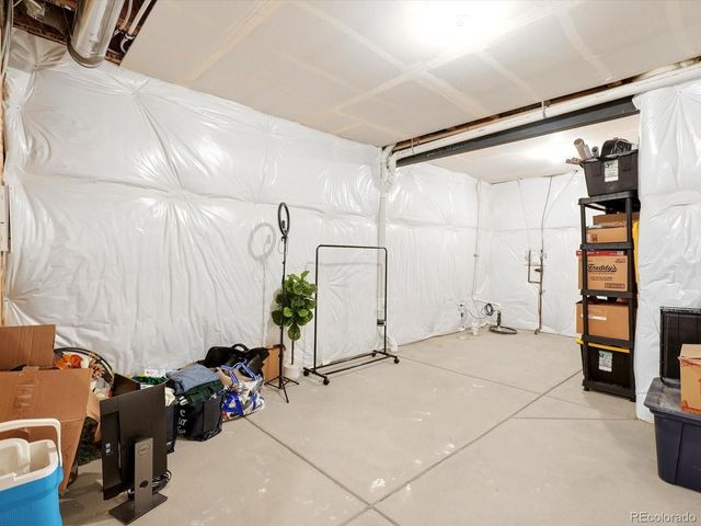 5952 N Liverpool Court, Aurora, CO 80019