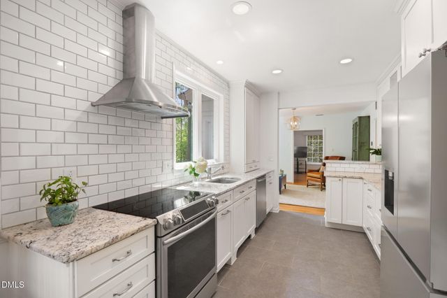 107 Pine Lane, Chapel Hill, NC 27514