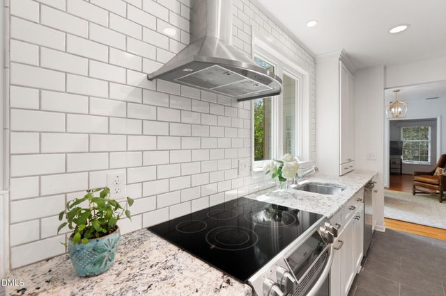 107 Pine Lane, Chapel Hill, NC 27514