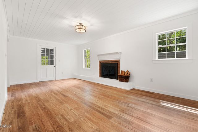 107 Pine Lane, Chapel Hill, NC 27514