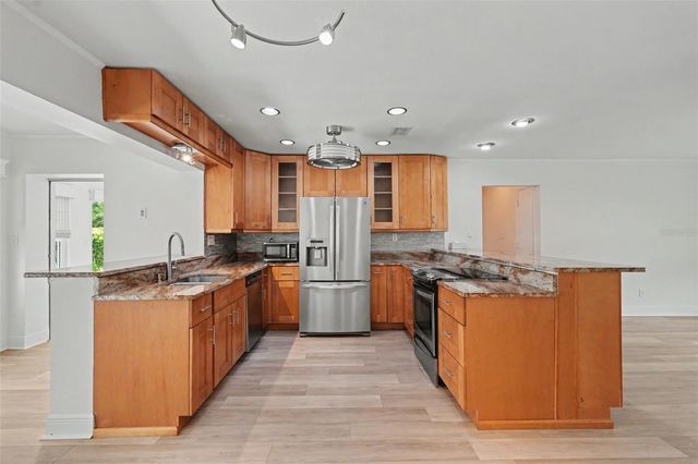 8359 CANDLEWOOD ROAD 8359, Seminole, FL 33777