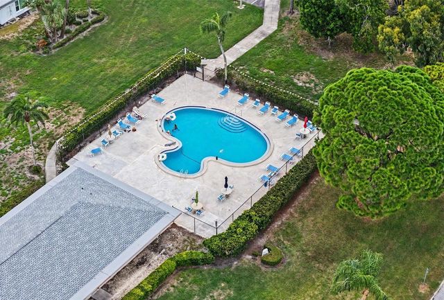 8359 CANDLEWOOD ROAD 8359, Seminole, FL 33777