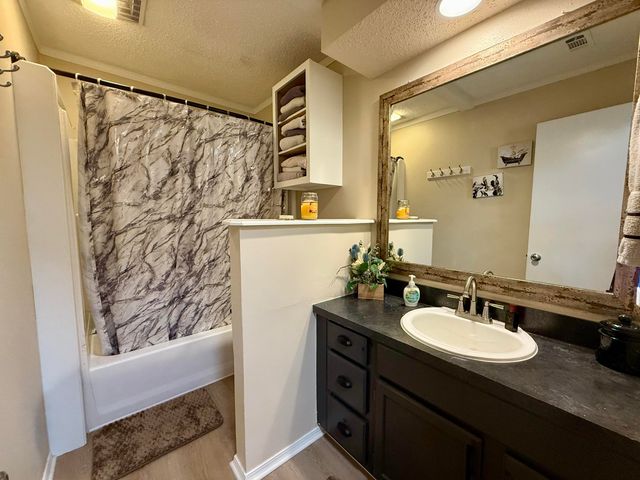 8203 Waco Avenue, Lubbock, TX 79423