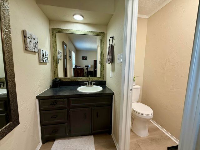 8203 Waco Avenue, Lubbock, TX 79423