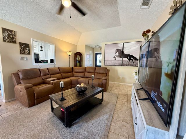 8203 Waco Avenue, Lubbock, TX 79423