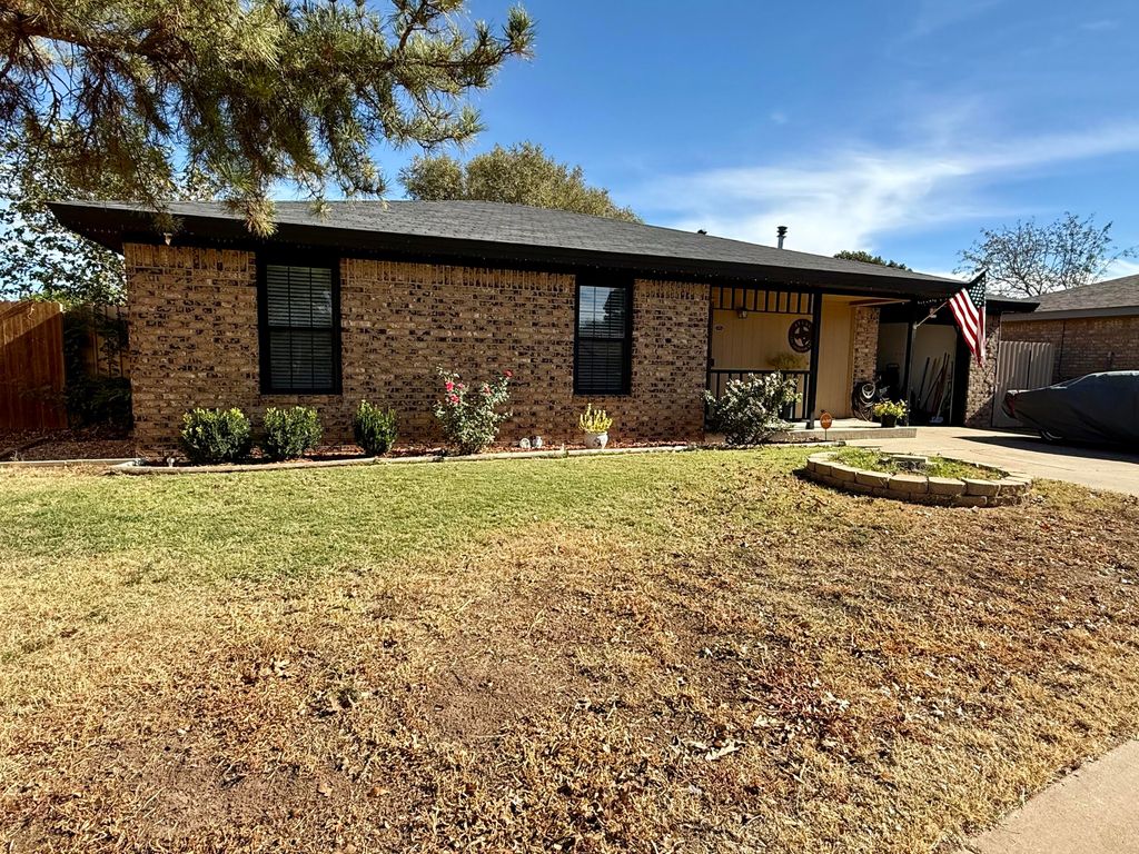 8203 Waco Avenue, Lubbock, TX 79423