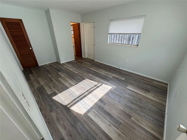 215 PARK BOULEVARD S B, Venice, FL 34285