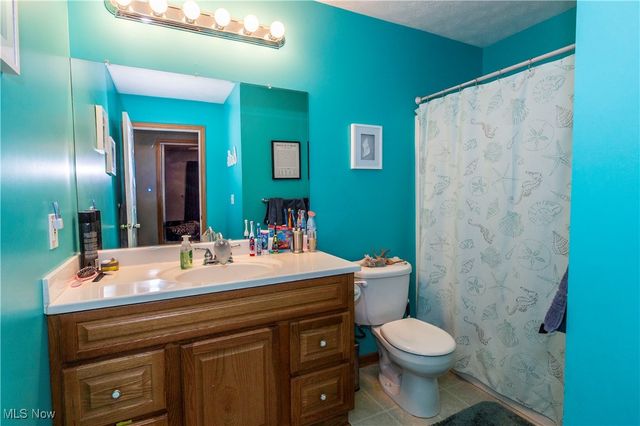 632 Thoreau Avenue, Akron, OH 44306