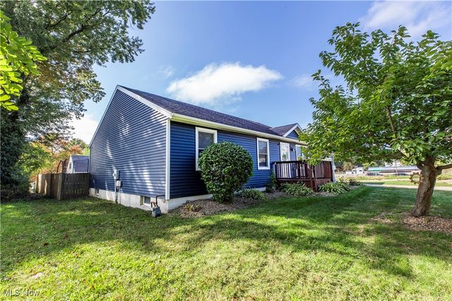 632 Thoreau Avenue, Akron, OH 44306