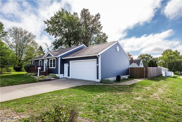 632 Thoreau Avenue, Akron, OH 44306