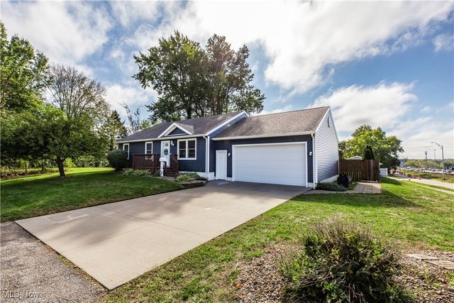 632 Thoreau Avenue, Akron, OH 44306