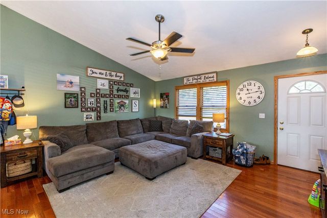 632 Thoreau Avenue, Akron, OH 44306