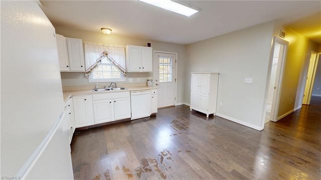 445 Ridge Road, Dobson, NC 27017