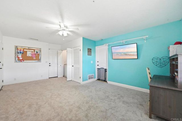 13638 W Oak Glen Road, Valley Center, CA 92082