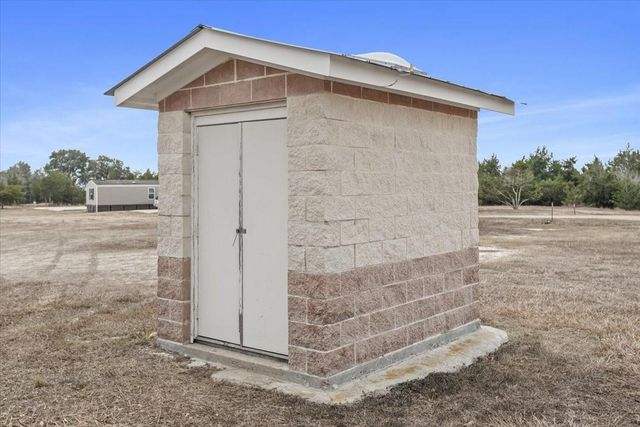 6116 E State Highway 71, La Grange, TX 78945