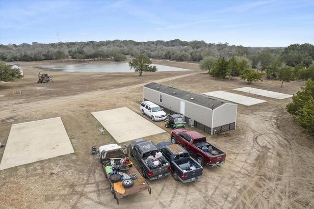 6116 E State Highway 71, La Grange, TX 78945