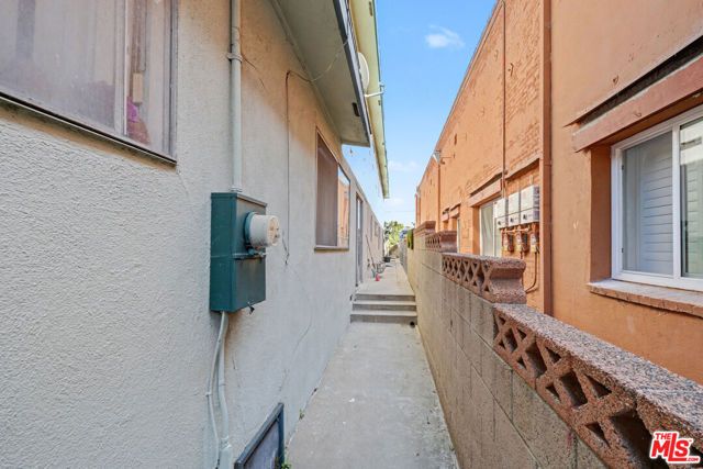 12240 Birch Avenue, Hawthorne, CA 90250