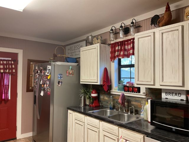 9640 Mooringsport Latex Road, Mooringsport, LA 71060