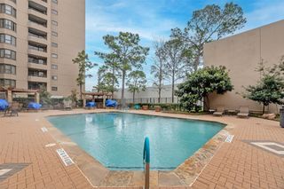 661 Bering Drive 404, Houston, TX 77057