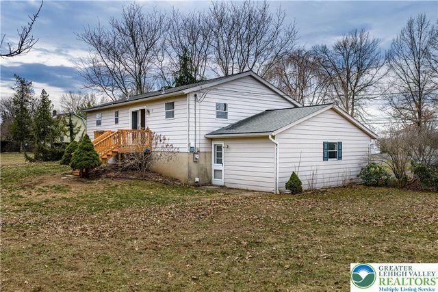 6527 Walnut Lane, Coopersburg Boro, PA 18036