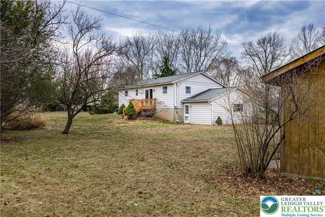 6527 Walnut Lane, Coopersburg Boro, PA 18036
