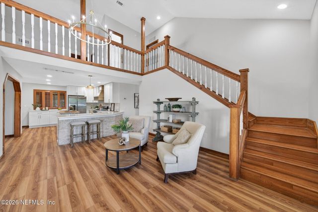 391 CHESWICK OAK Avenue, Orange Park, FL 32073