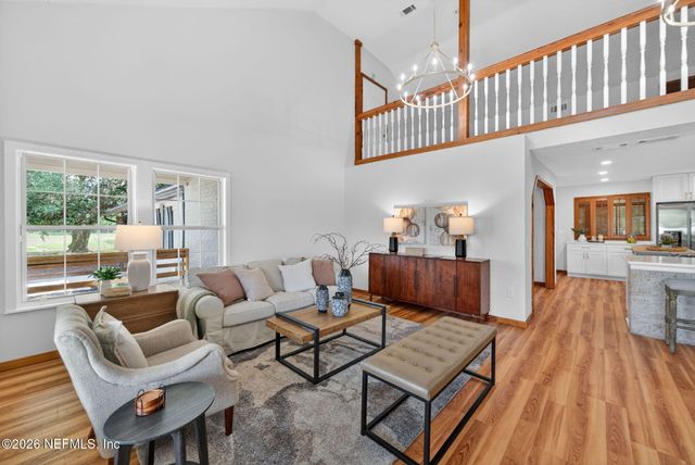 391 CHESWICK OAK Avenue, Orange Park, FL 32073