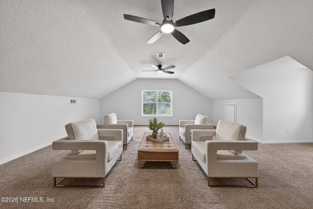 391 CHESWICK OAK Avenue, Orange Park, FL 32073