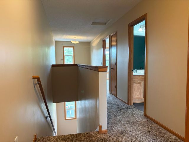 1087 Barclay Street, Saint Paul, MN 55106
