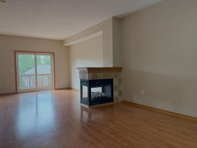 1087 Barclay Street, Saint Paul, MN 55106
