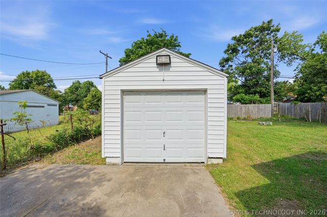 1342 S Yale Avenue, Tulsa, OK 74112