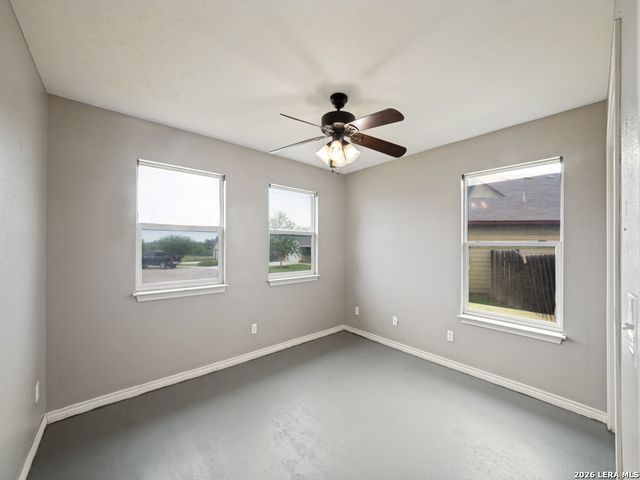 529 Indian Crossing, Jourdanton, TX 78026