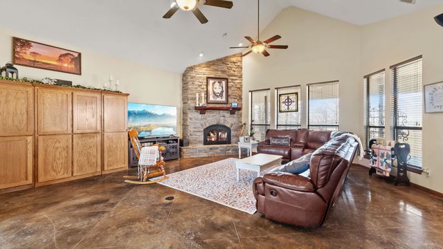 263 CR 1602, Linden, TX 75563