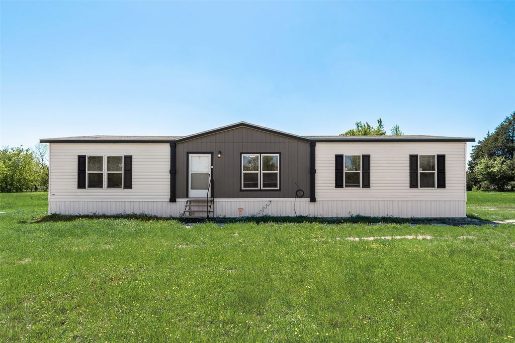 620 VZ County Road 3219 Road, Wills Point, TX 75169