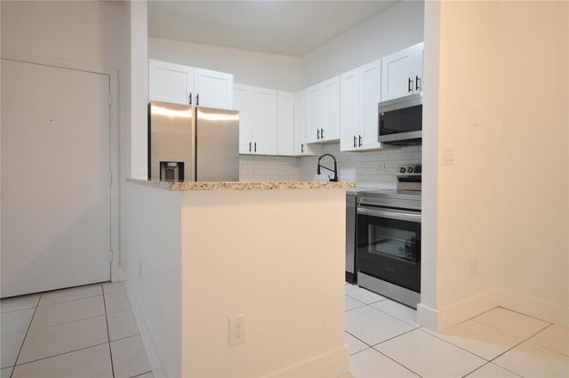 9499 W Mcnab Road 208, Tamarac, FL 33321