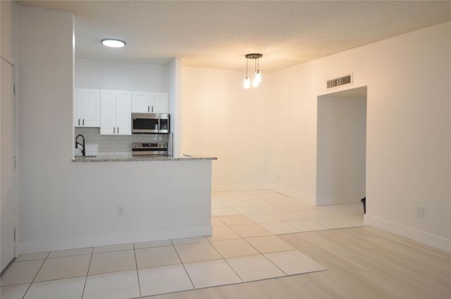 9499 W Mcnab Road 208, Tamarac, FL 33321