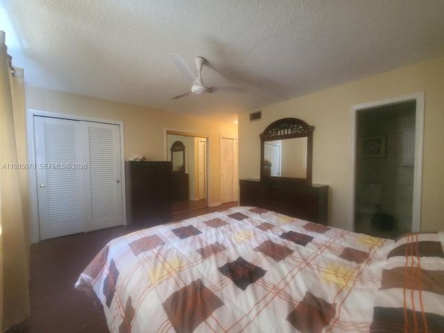 319 NE 14th Ave 207, Hallandale Beach, FL 33009