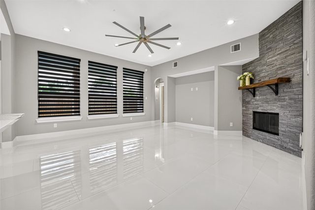 710 Parral Court, Crosby, TX 77532