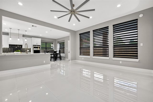 710 Parral Court, Crosby, TX 77532